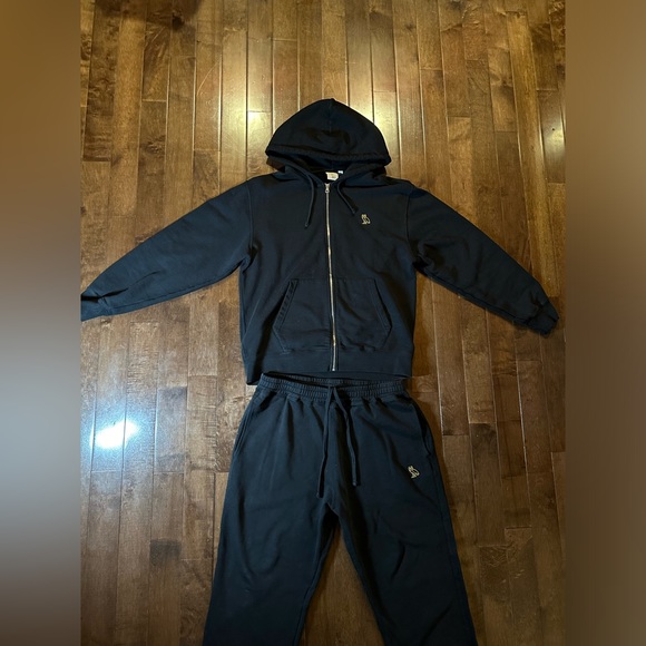 Black OVO Tracksuit 🦉 - Picture 5 of 9